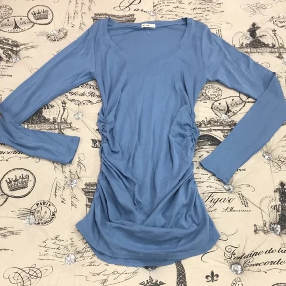 LAmade Side Ruched Basic T-Shirt - Picture 5 of 5